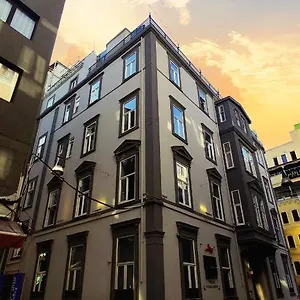 The Independent Taksim Hotel