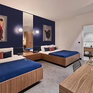 Kepler Club Sabiha Goekcen Airport - International Transit Area ***** Стамбул